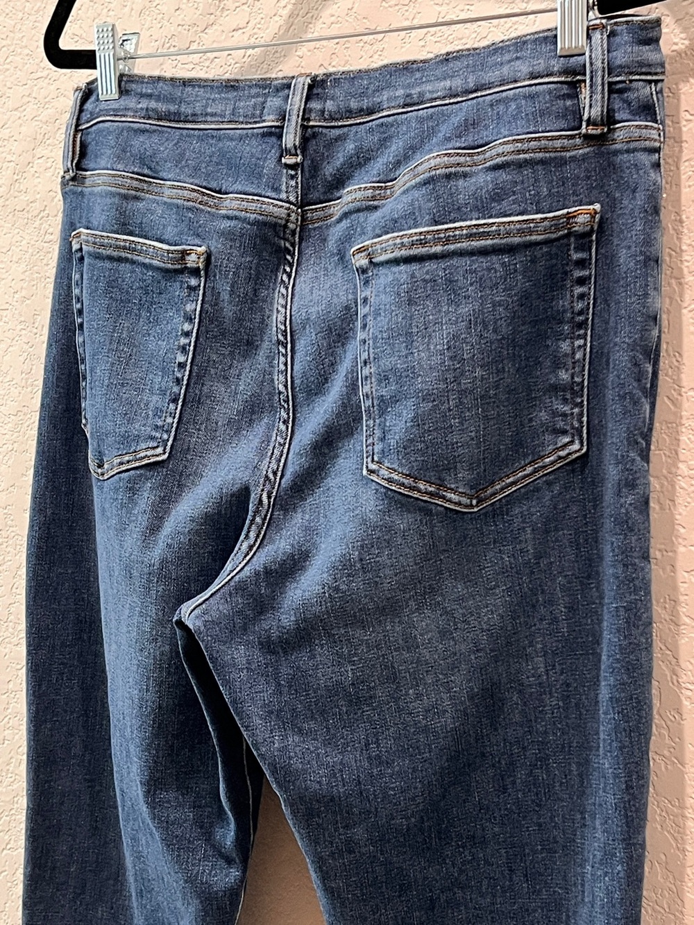 FRAME Le High Ankle Straight Leg
Jeans Bestia Blue Size 33 - Picture 13 of 16